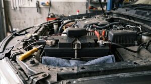 how to disconnect a car battery without losing settings